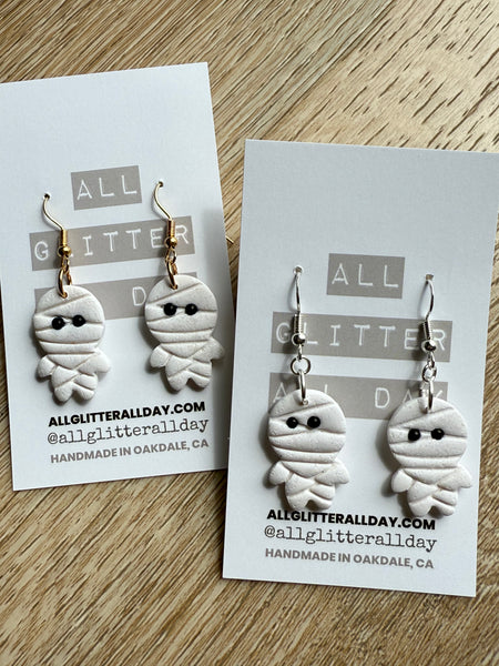 Sparkly mummy dangle